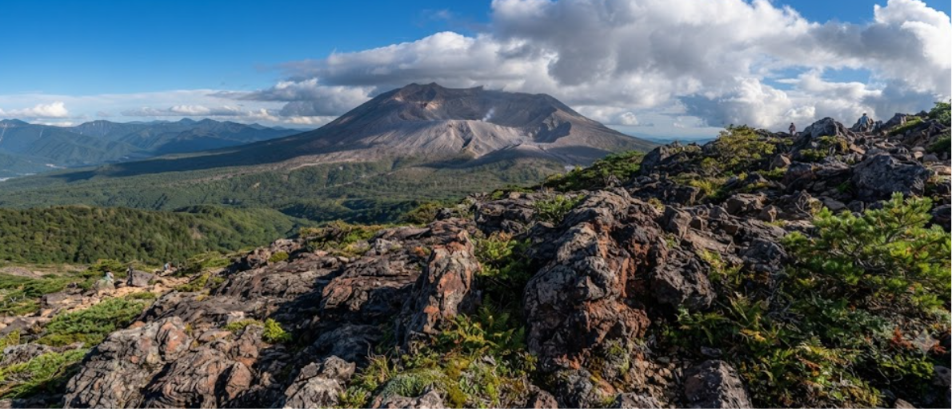 Volcanic Rim Safely 