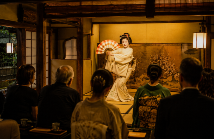 geisha performance